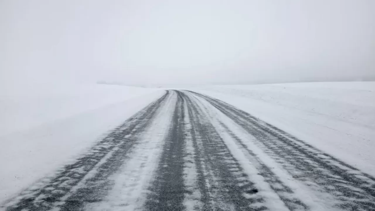 Участки дорог закрыли в трех областях Казахстана