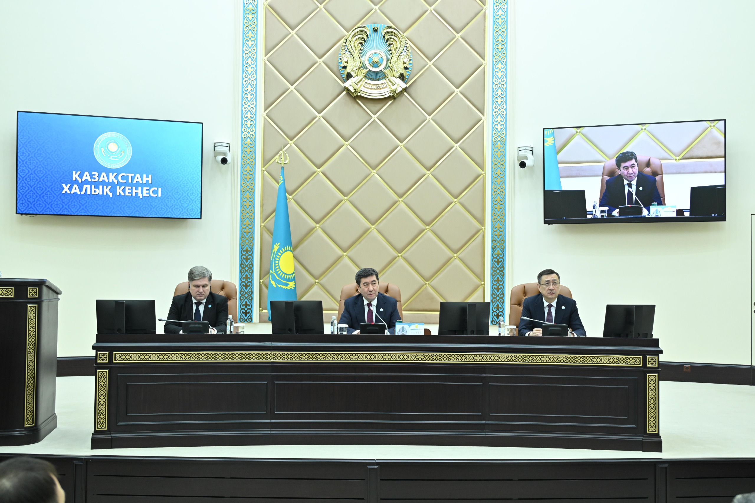 Халық Кеңесінің төрағасы Мемлекет басшысының Жолдауын іске асыру жөніндегі негізгі міндеттерді айқындады