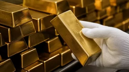 Золото ушло в минус после решения ФРС