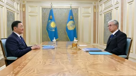 Токаев принял генпрокурора РК