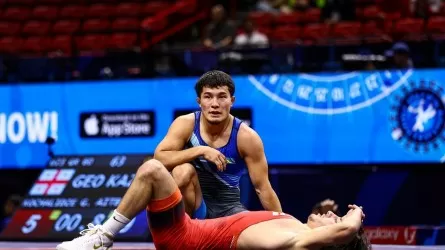 Сразу два казахстанца вышли в финал ЧМ по борьбе U23 