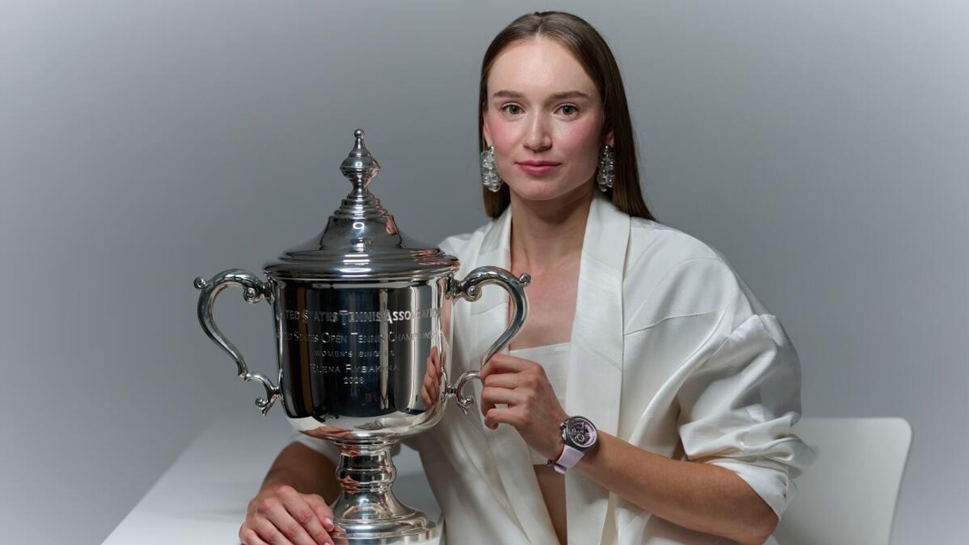 Елена Рыбакина жаңа маусымды чемпиондық атағын жеңіп алған турнирден бастайды