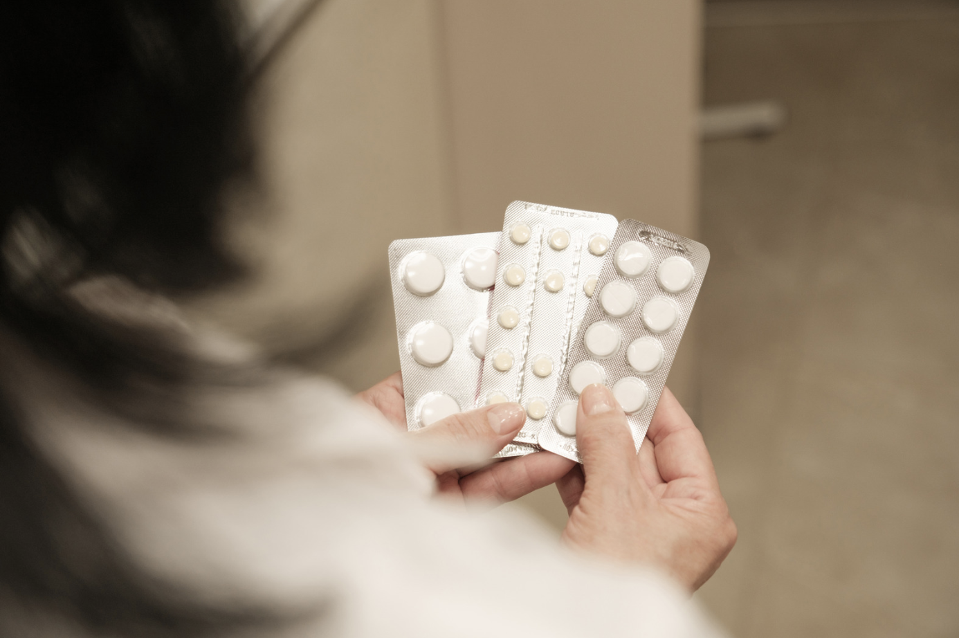 Қазақстанда үндістандық дәріні қолдануға тыйым салынды