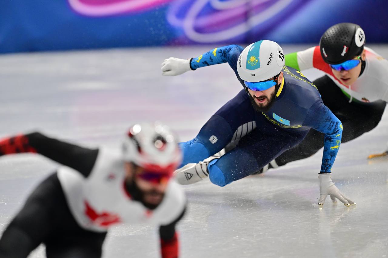 Абзал Әжіғалиев пен Денис Никиша шорт-тректен қысқы Олимпиаданың ширек финалына өтті