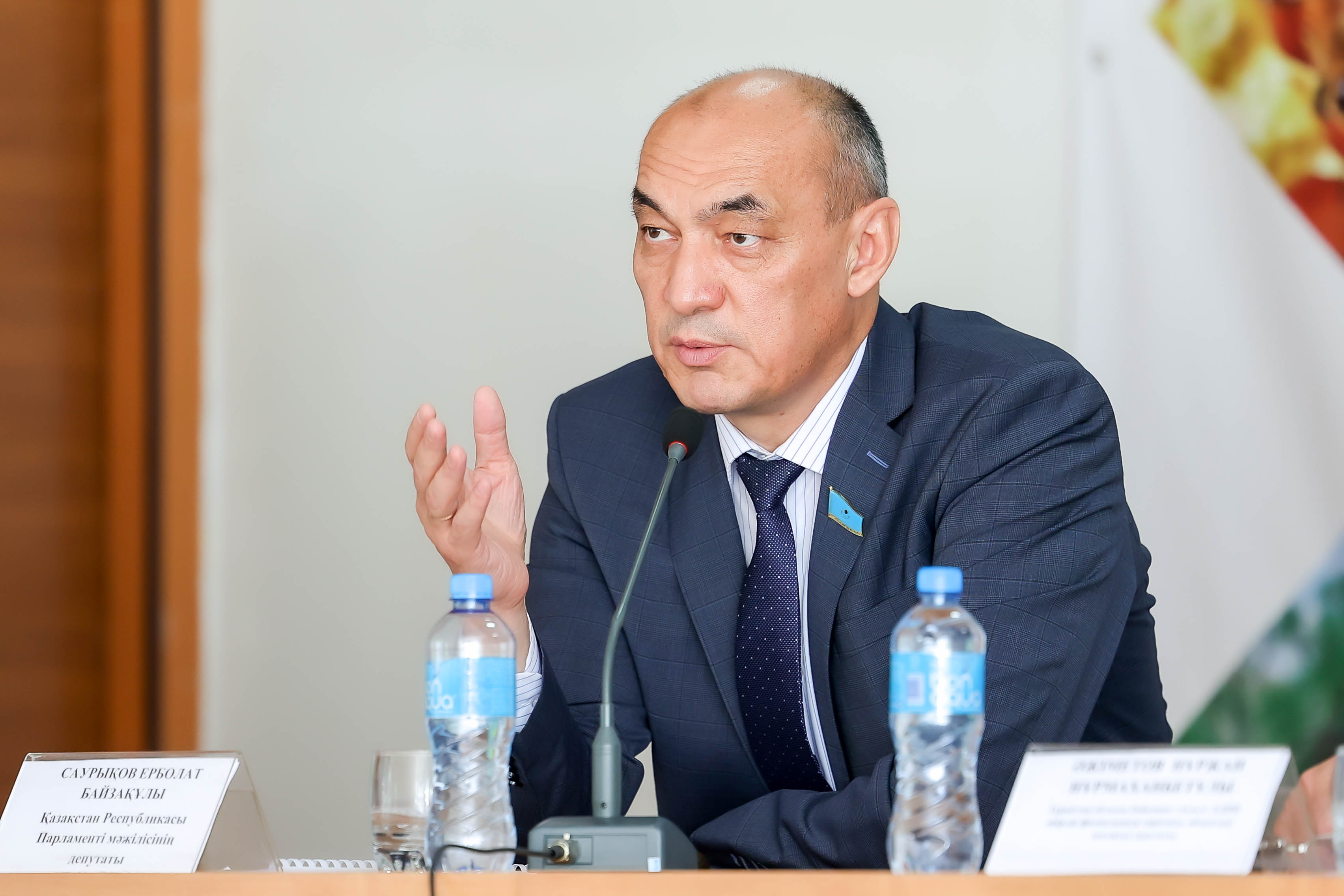 Жаңа Конституцияда мемлекеттің іргелі қағидаттары әлсіреген жоқ, керісінше нығайтылды &ndash; Ерболат Саурықов