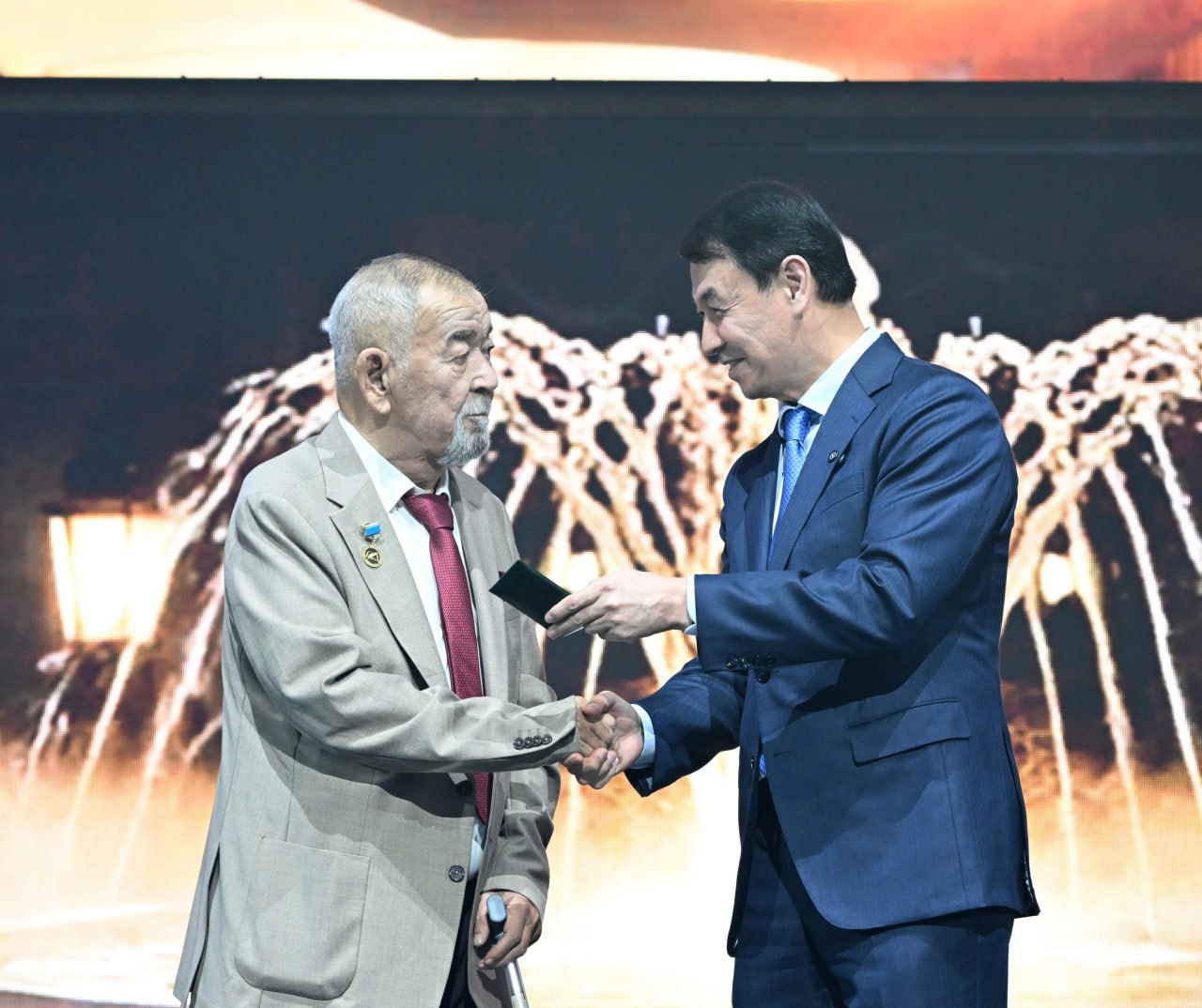 Жүрсін Ерман &ndash; Қазақстанның Халық жазушысы