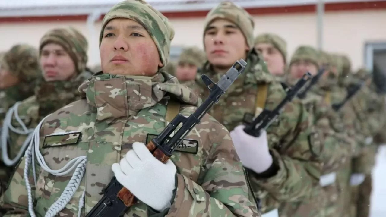 Белый билет: минобороны высказалось об услугах по "освобождению от армии"