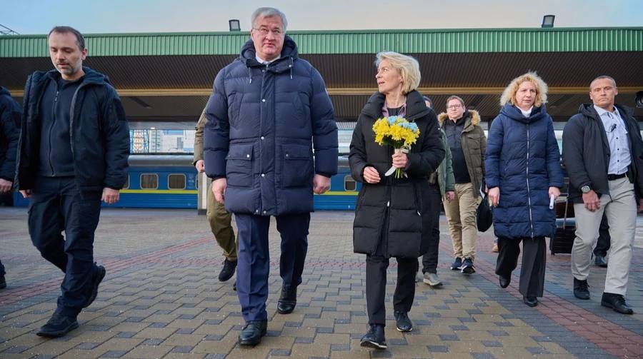 Еурокомиссия басшысы Урсула фон дер Ляйен Киевке келді