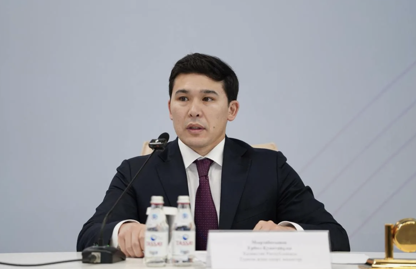 Министр 13,3 миллиард теңгенің тек спортшыларды дайындауға ғана жұмсалмағанын айтты