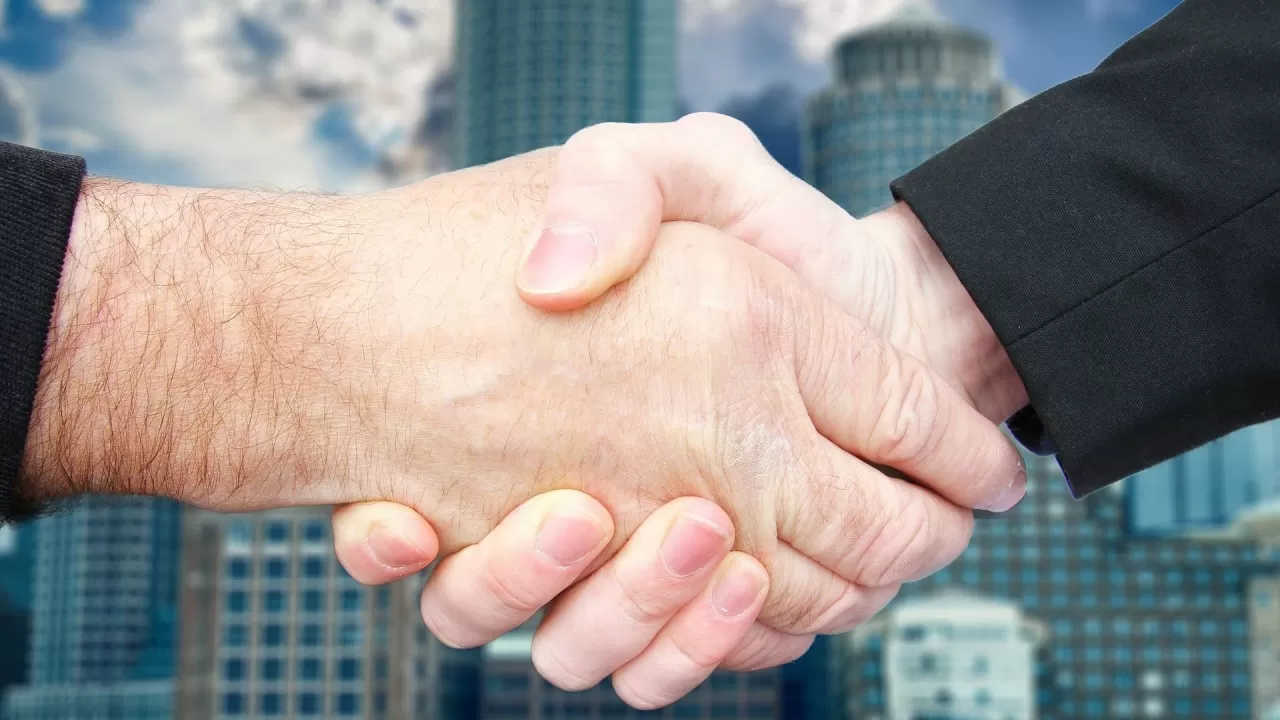 Мораторий изменил правила: в Казахстане коллекторы отказались от выкупа долгов