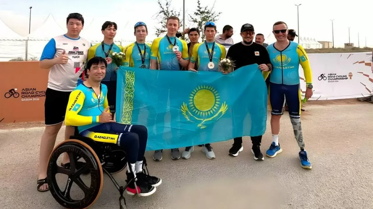 Сразу 6 медалей ЧА выиграли казахстанские паравелосипедисты 