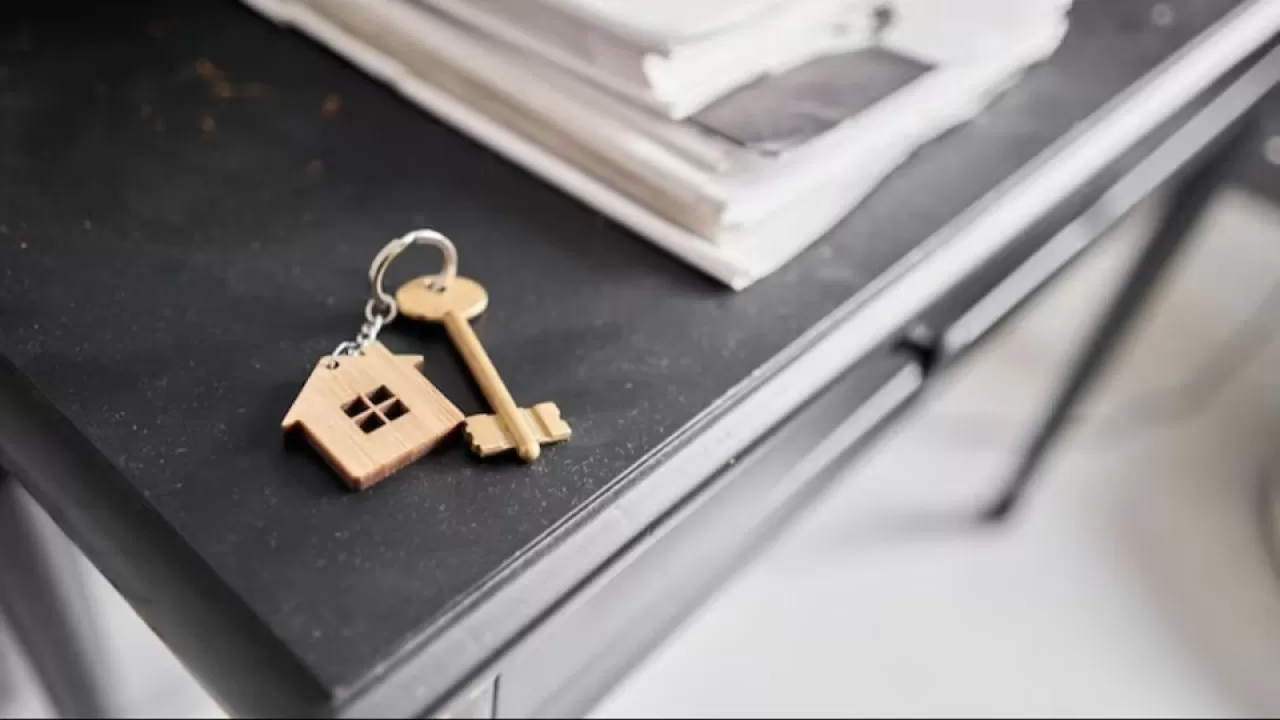 Иностранец притворялся казахом ради льготной квартиры