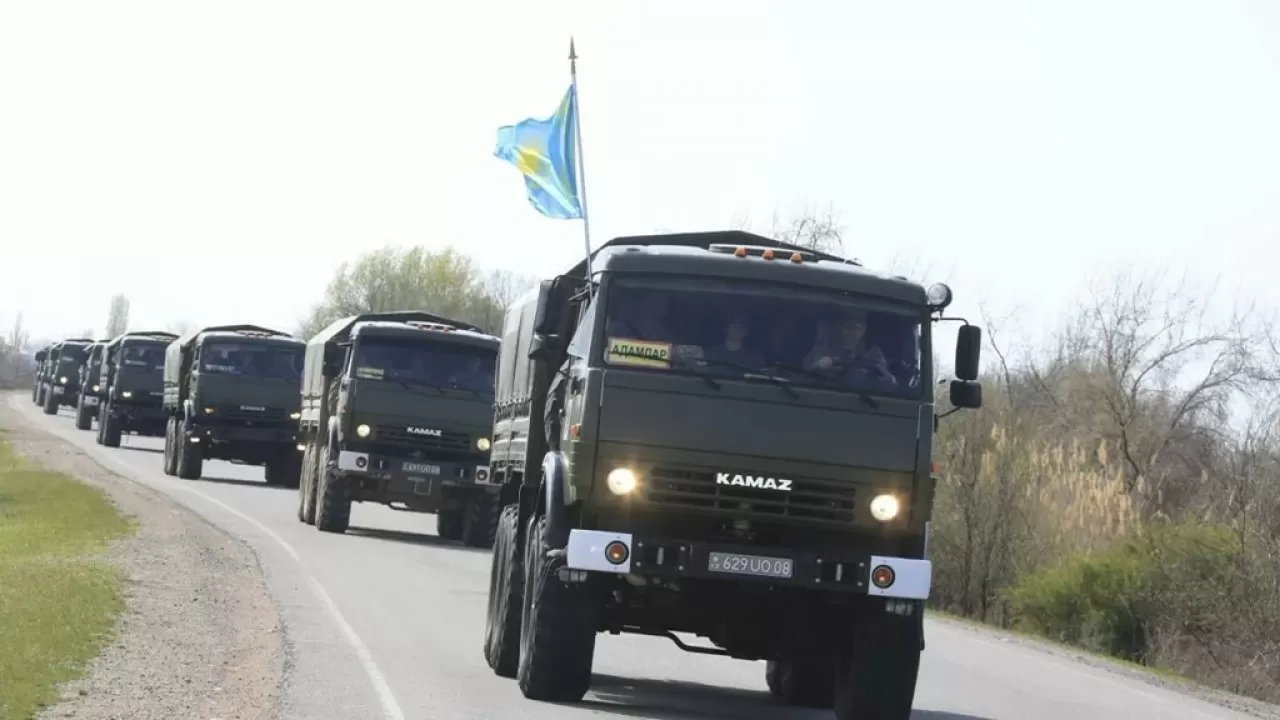 Военная техника на дорогах: минобороны Казахстана сделало заявление 
