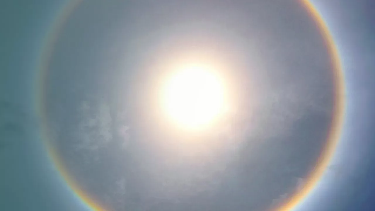 Магнитная буря 4 февраля: мощнейшие солнечные вспышки направляются на Землю 