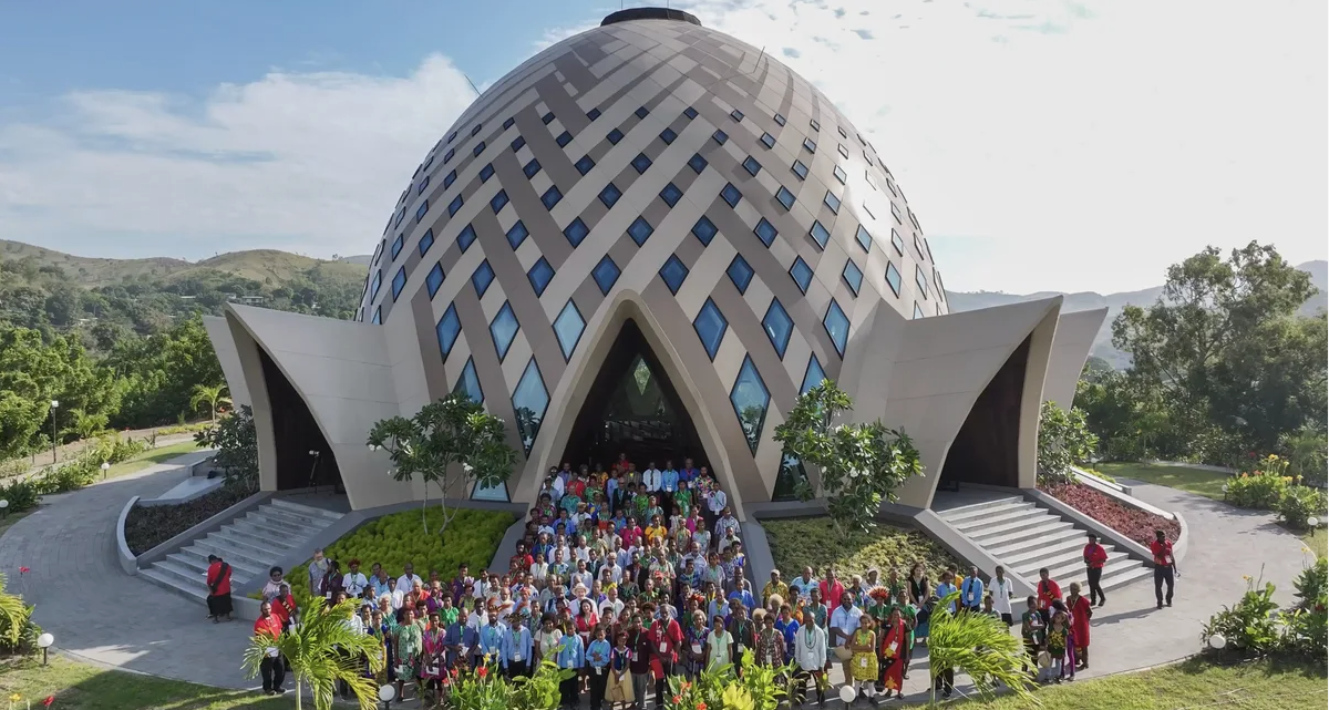 Чем удивит 25 февраля: от Кувейта до бахаи 