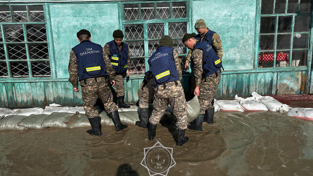 Таразда қалың қардан кейін су тасқынының алдын алу шаралары жүргізілді
