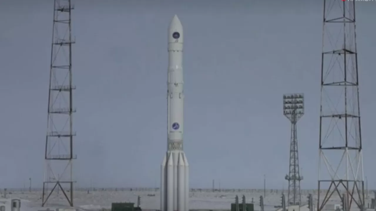 Ракета "Протон-М" стартовала с Байконура