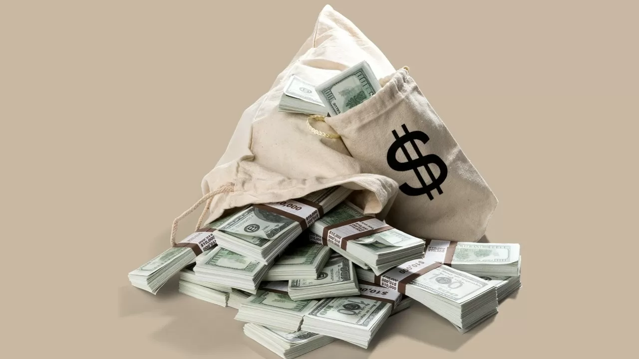 Доллар постепенно возвращается на утраченные с осени позиции