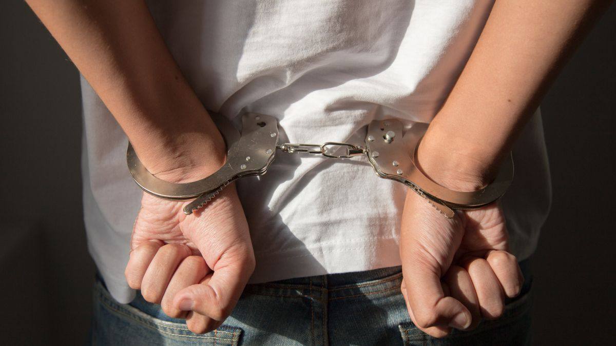 Павлодарда іздеуде жүрген 15 қылмыскер қолға түсті