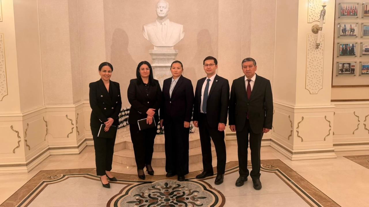 Жоғары аудиторлық палатаның өкілдері Әзербайжанда аудит жүргізді