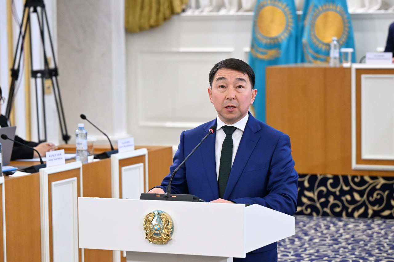 Бақыт Нұрмұханов: Жаңа Конституцияда тұрғын үйге қолсұғылмаушылық кепілдіктері күшейтілді