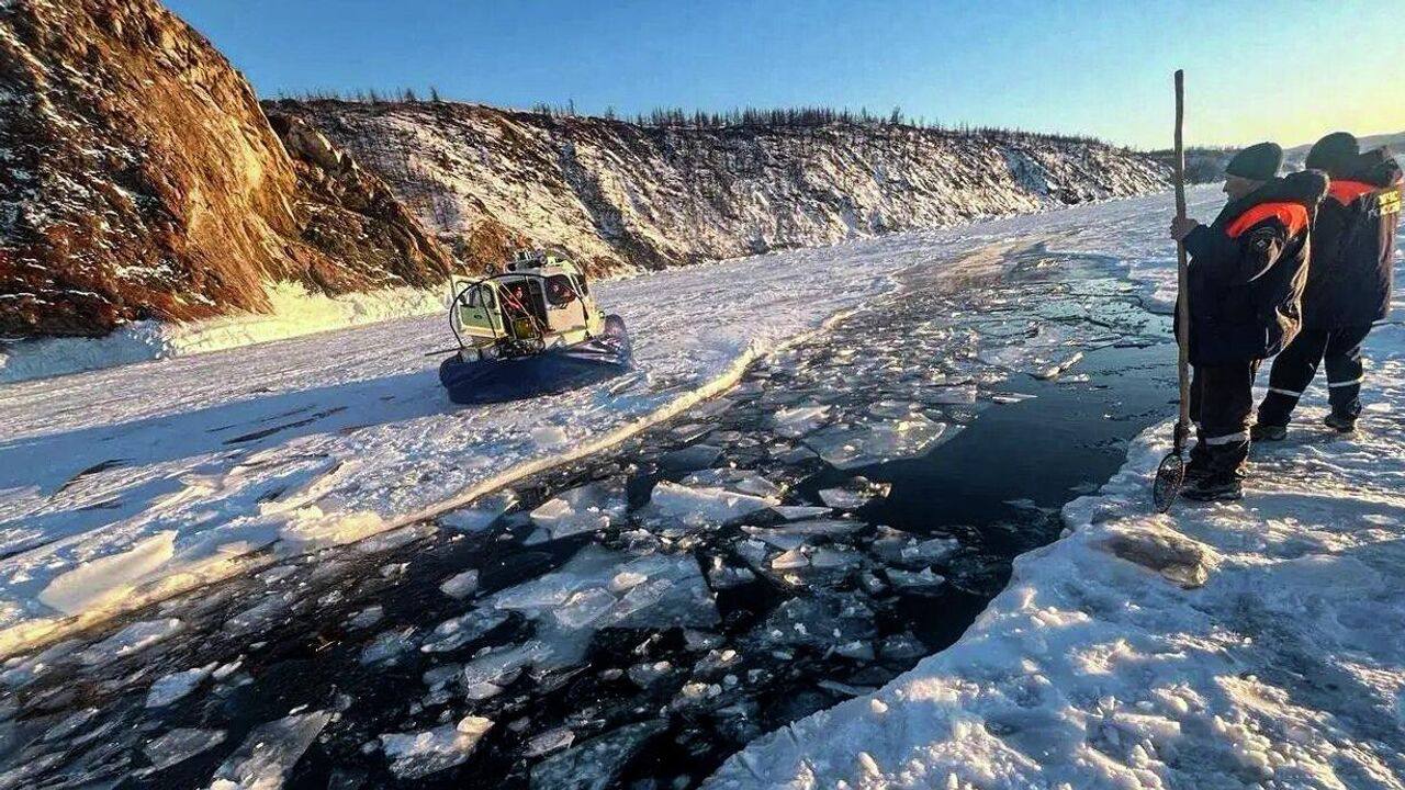 Байқал көлінде мұз жарылып, 7 қытайлық турист қаза тапты
