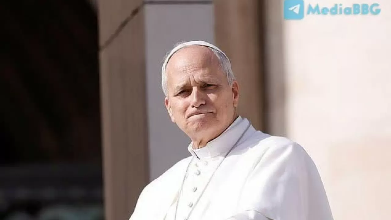 Папа Римский запретил священникам писать проповеди с помощью ИИ