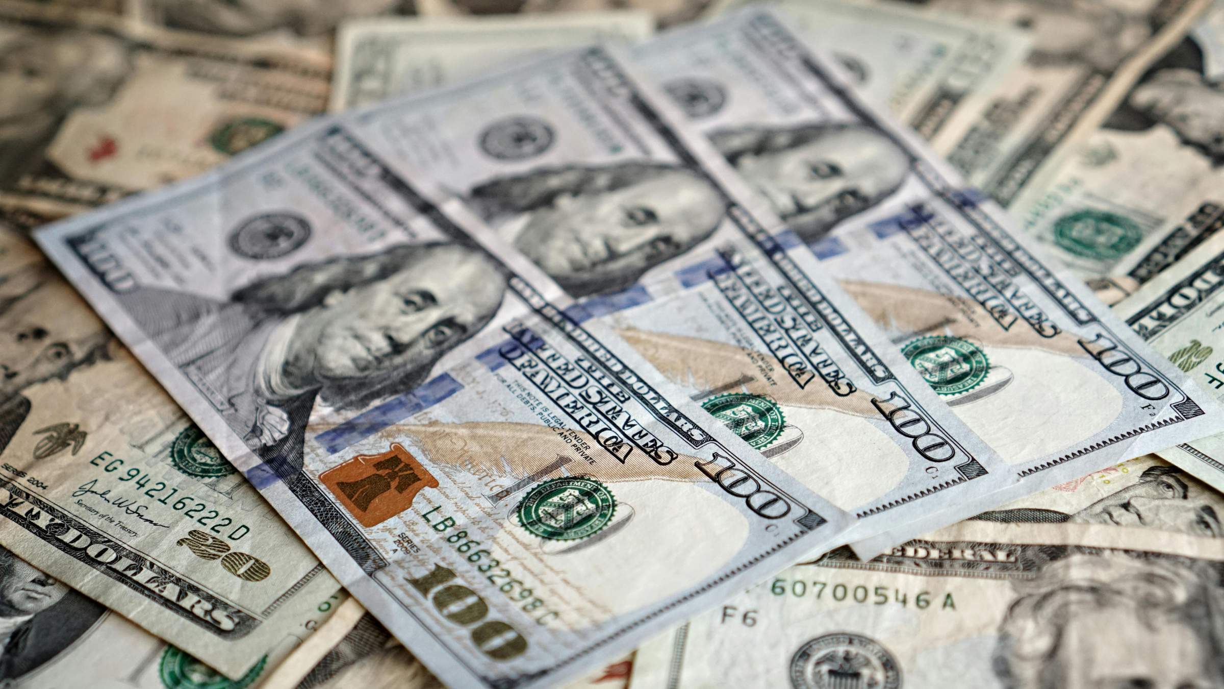 Әр баланың шотына 130,71 доллардан аударылды