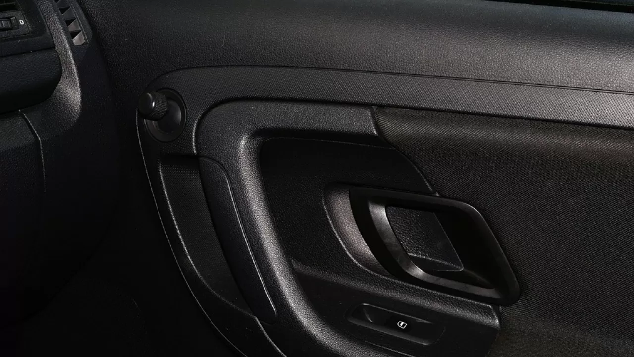 Китай первым ввел запрет на автомобили со скрытыми дверными ручками