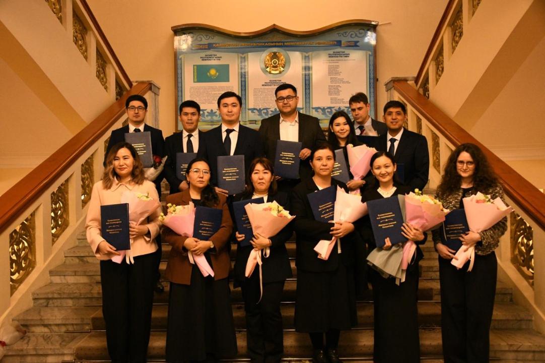Мемлекет басшысының тапсырмасымен 14 жас ғалым жаңа пәтер иесі атанды