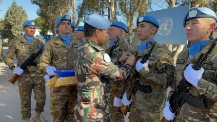 Медали под обстрелами: за что казахстанские миротворцы удостоены наград ООН