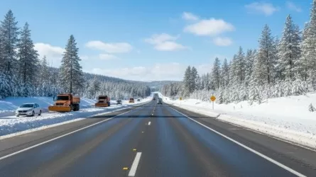Блокада снята: на каких трассах Казахстана разрешили проезд после шторма