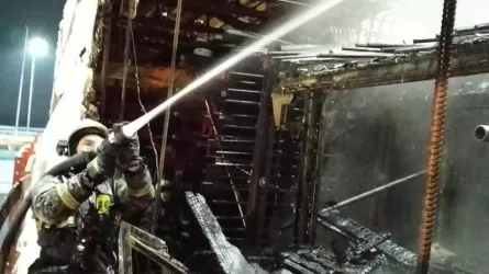 Строящийся мост в Павлодаре снова загорелся 