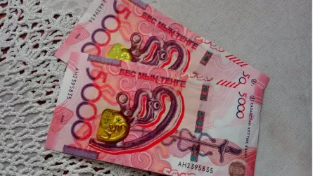 Фальшивые тенге выявляют в Казахстане уже сотнями 