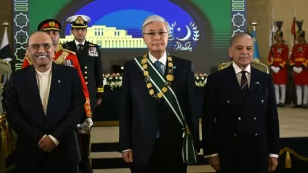 Токаев удостоен высшей государственной награды Пакистана