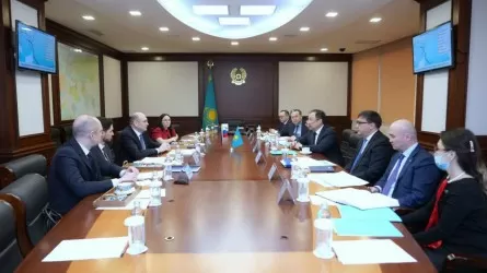 Казахстан и Россия хотят нарастить пропускную способность границы