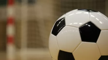 "Кайрат" уверенно сократил отставание от "Семея" в футзальном ЧРК