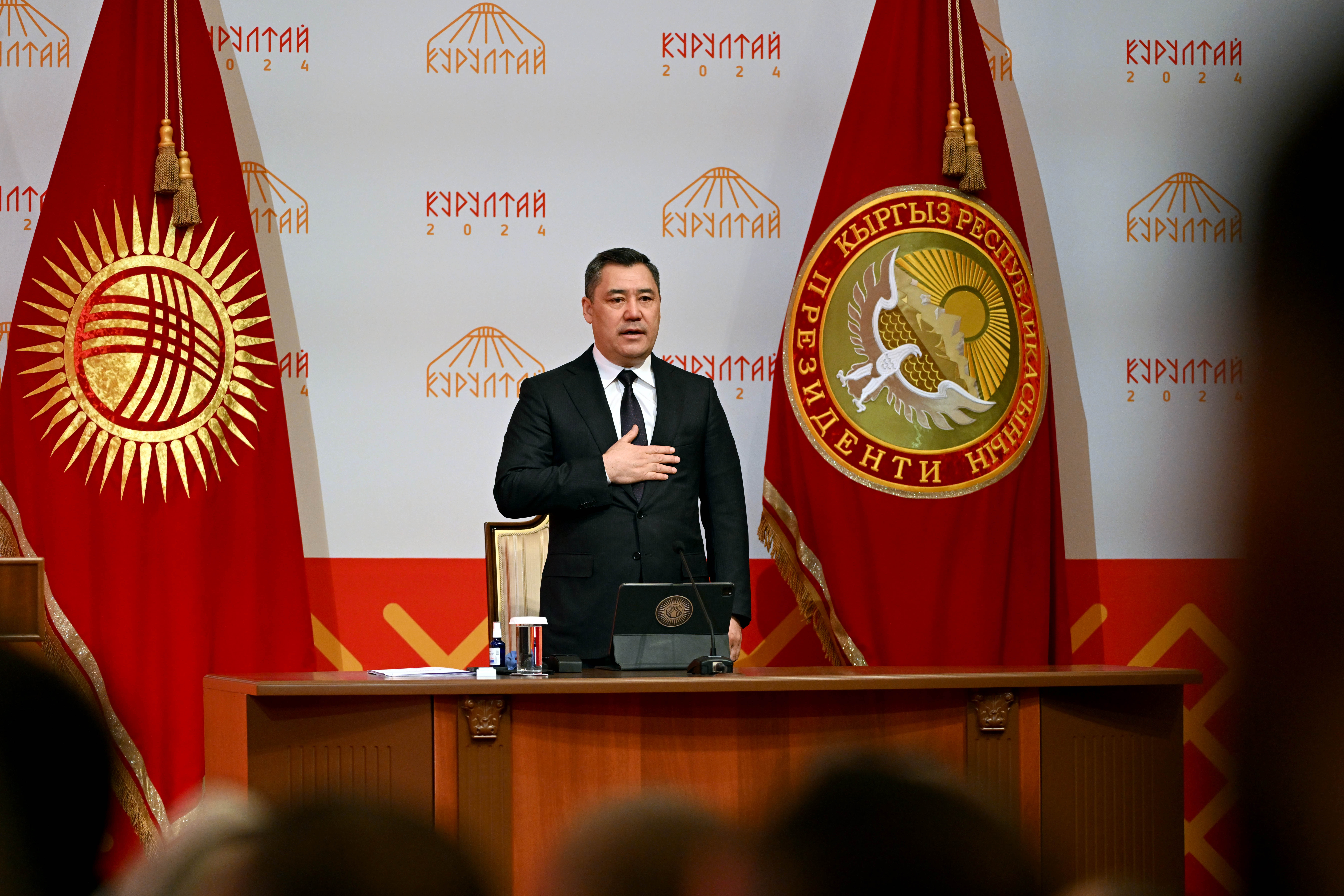 Қырғызстан президенті Садыр Жапаров Конституциялық соттан сайлауға қатысты ресми түсіндірме сұрады