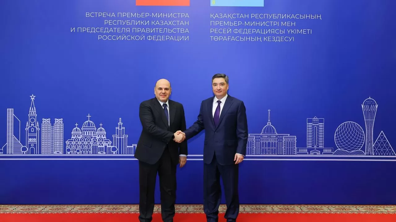 Олжас Бектенов и Михаил Мишустин провели переговоры в Астане