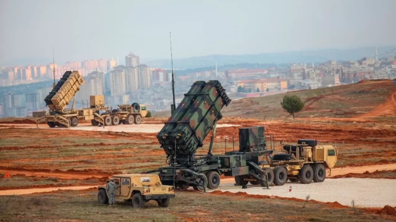 Иранскую ракету сбили в воздушном пространстве Турции