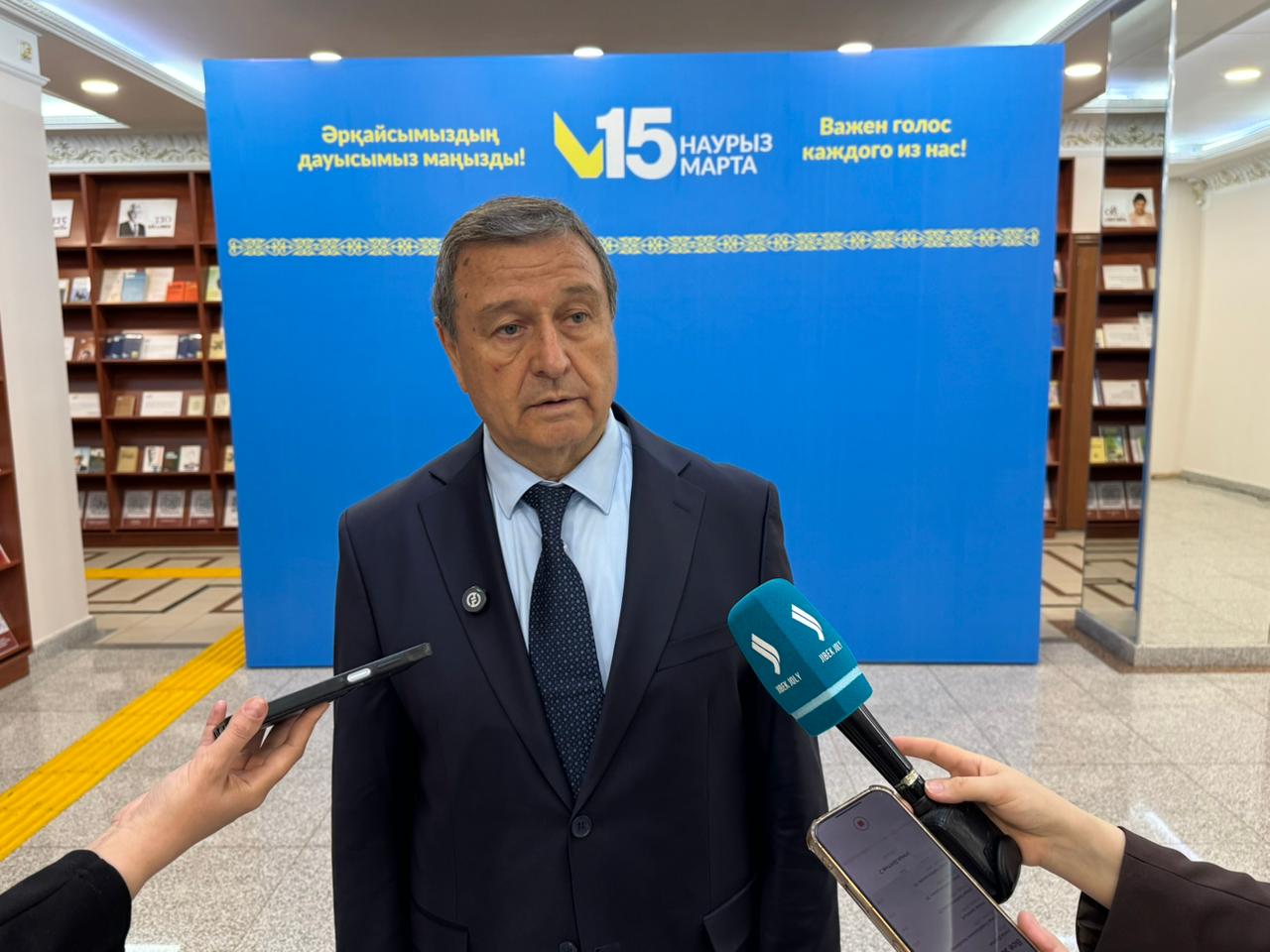 Қазақстандағы референдум жоғары деңгейде ұйымдастырылған &ndash; Тәжікстандық ОСК басшысы