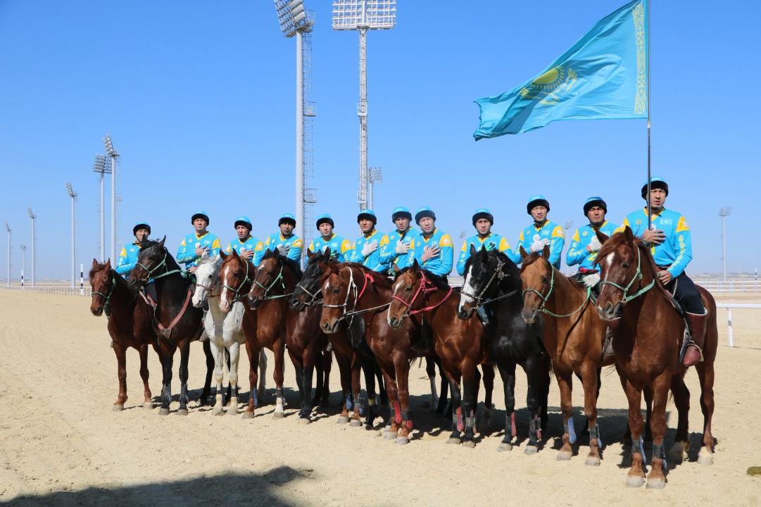 Түркістан төрінде көкпардан әлем чемпионаты басталды