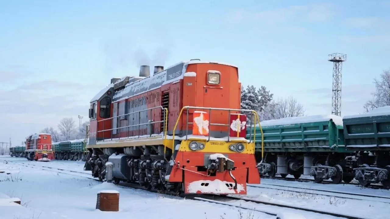 Qarmet и КТЖ усиливают партнерство для стабильных перевозок промышленной продукции