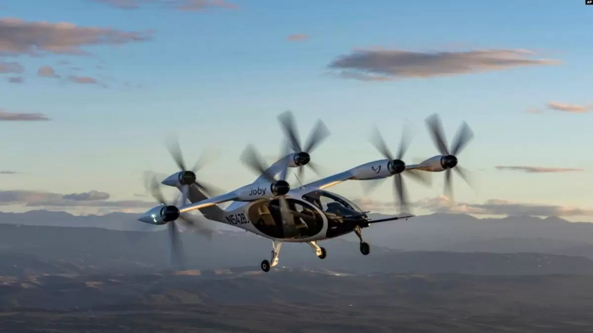 Алатаудан Алматыға аэротаксимен 15 минутта жетуге болады 