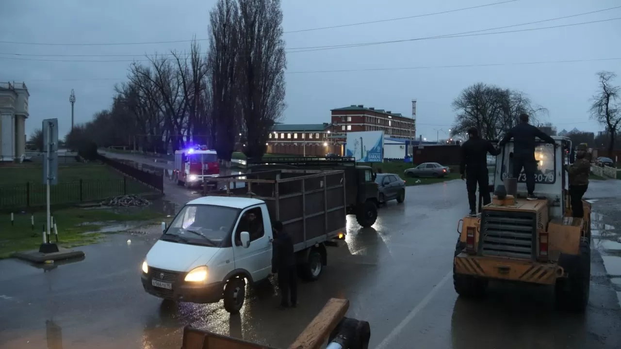Столица Дагестана переживает сильнейшее за последние 107 лет наводнение 