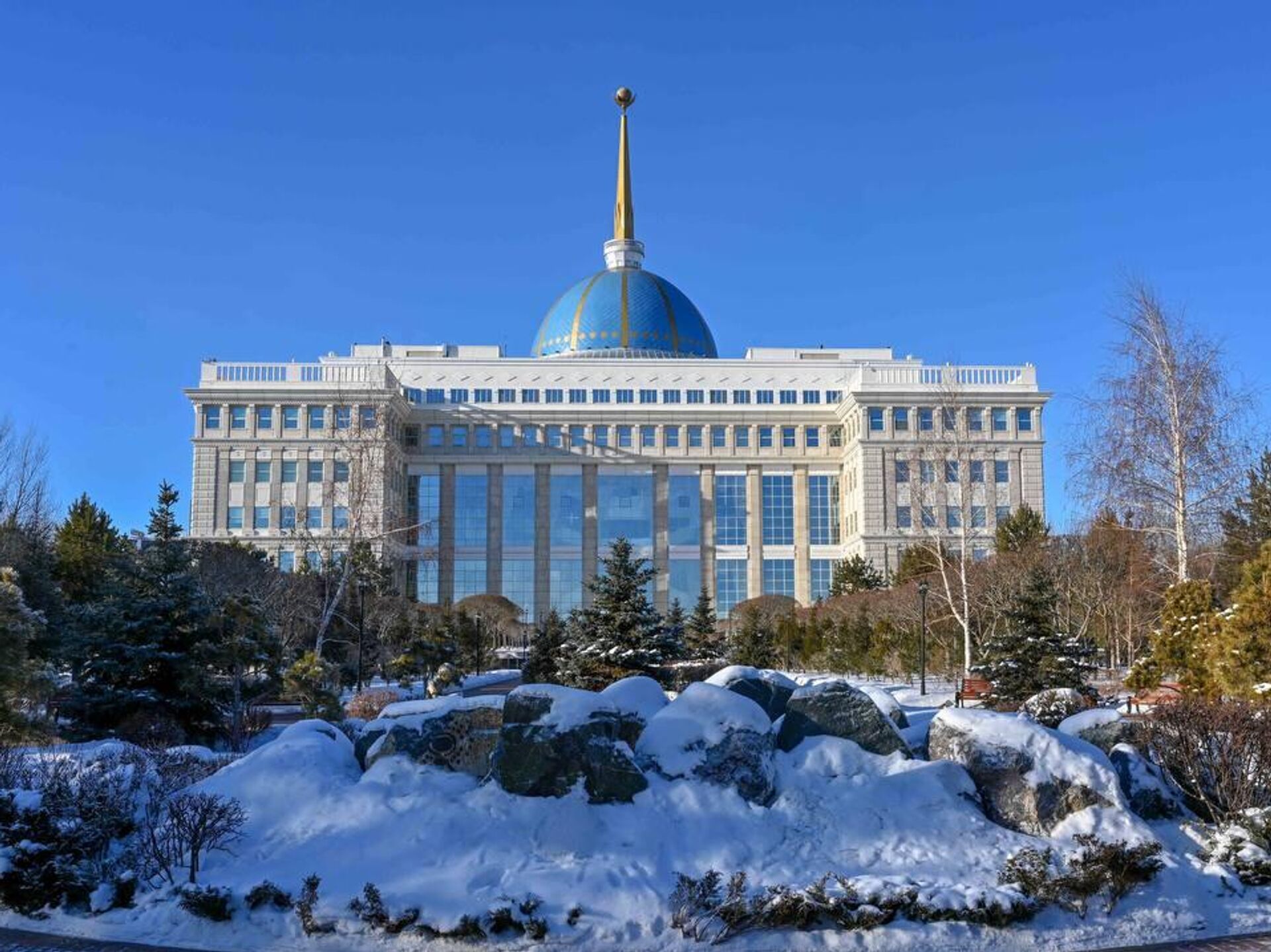 Қасым-Жомарт Тоқаев Жамбыл Жабаевтың 180 жылдығымен құттықтады