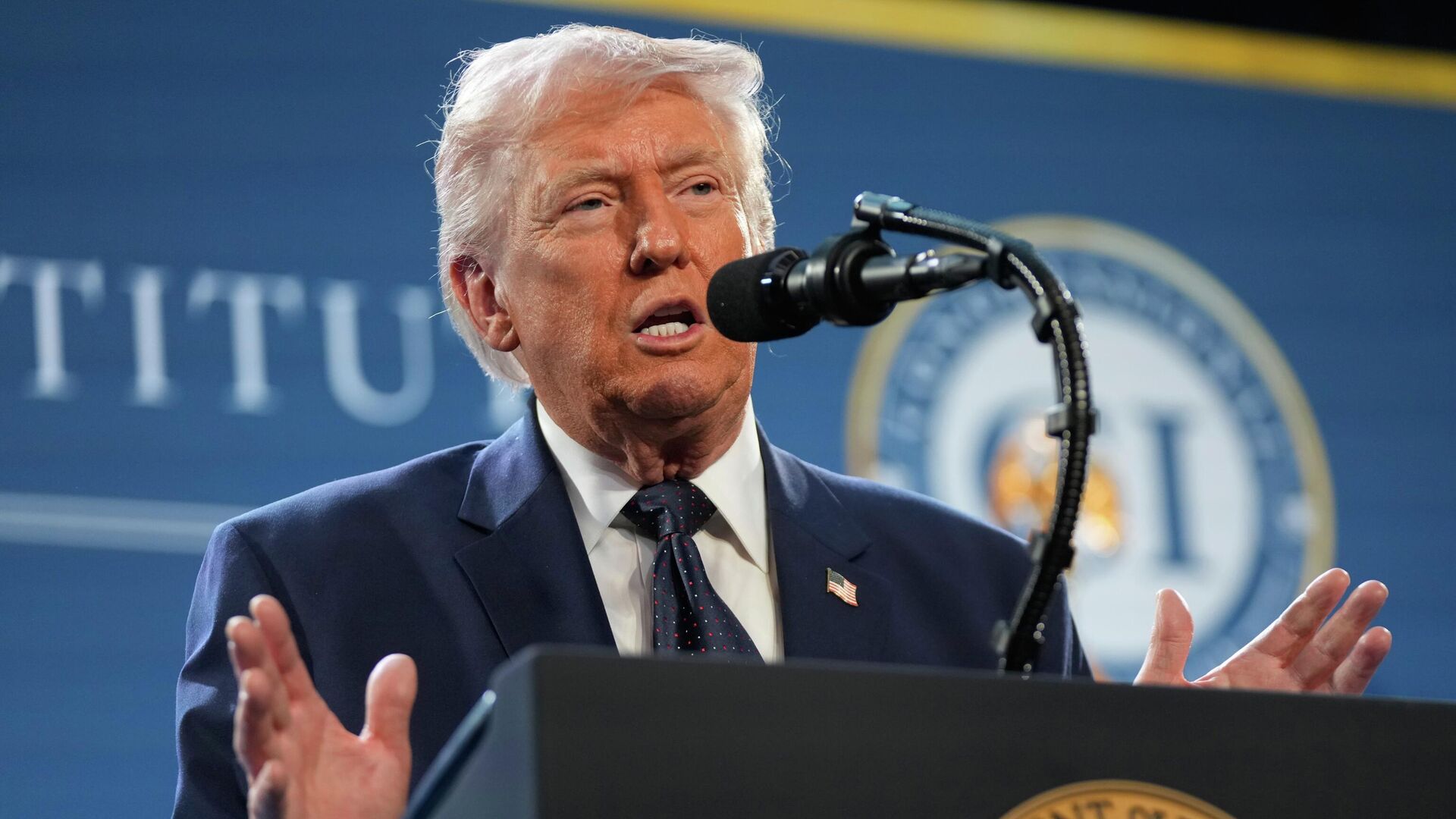 Иранға қарсы әскери операция тек бір жағдайда ғана аяқталуы мүмкін &ndash; Трамп