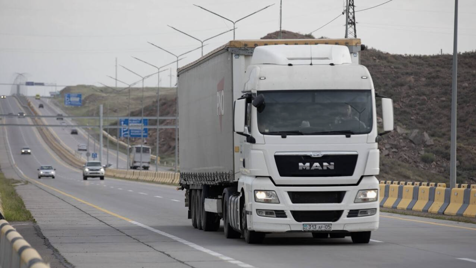 Қазақстанда жүк көліктерінің қозғалысына көктемгі шектеулер енгізіледі