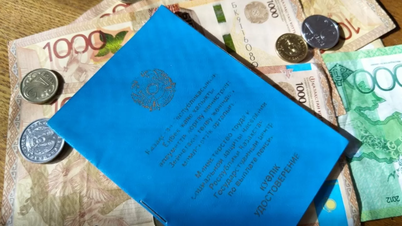 Санитарок без диплома не пускают на досрочную пенсию