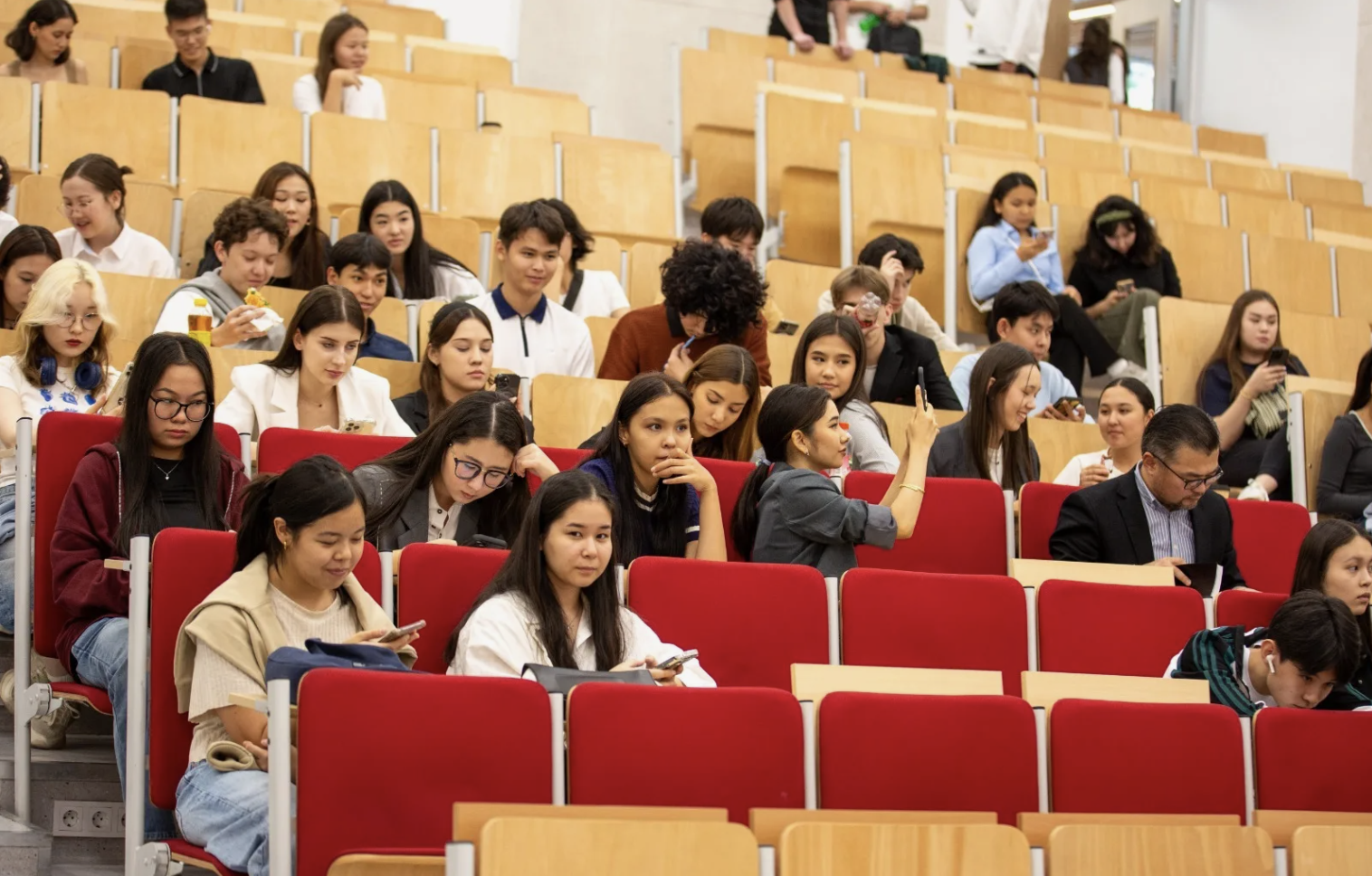 Таяу Шығыста қанша қазақстандық студент білім алып жатыр